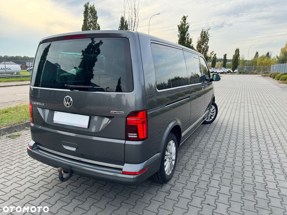 Volkswagen Caravelle - 17
