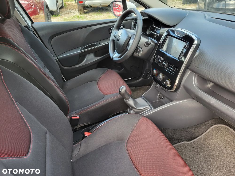 Renault Clio 1.2 16V 75 Business - 18