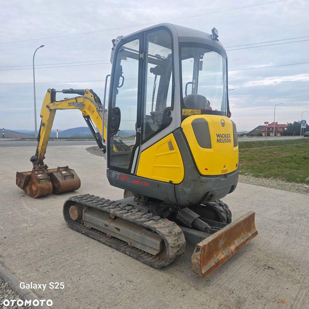 Wacker Neuson ET24 - 9
