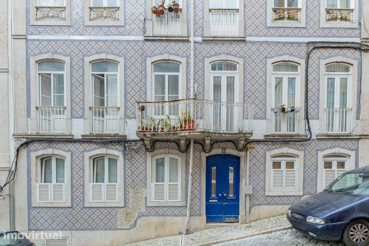 T4 com Jardim Privativo dos Condóminos e Potencial para T3 - Graça - Grande imagem: 2/29