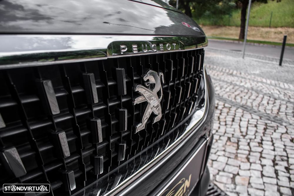 Peugeot 2008 1.2 PureTech Active - 9