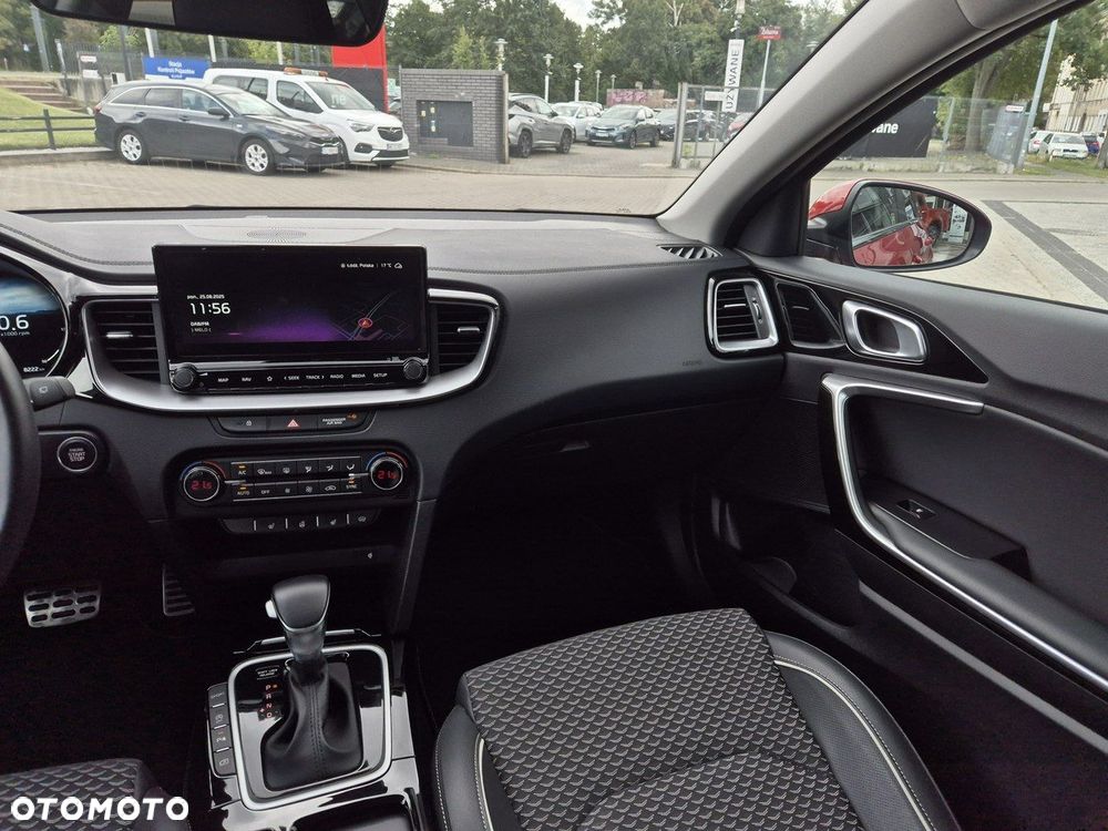 Kia Ceed - 22