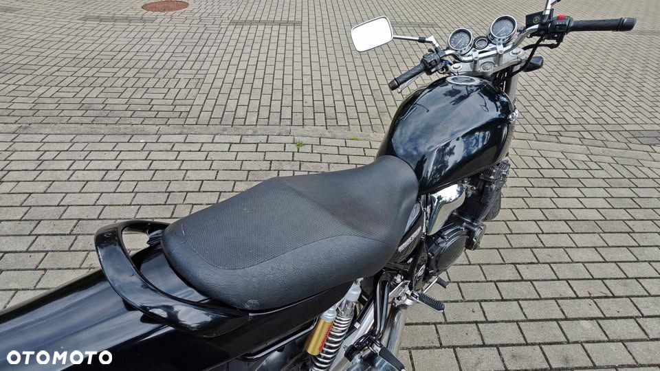 Suzuki GSX - 7