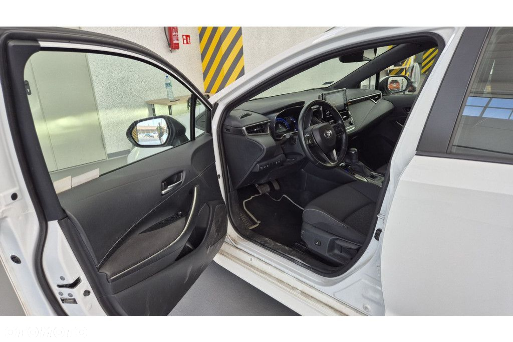 Toyota Corolla 1.8 Hybrid Comfort - 6