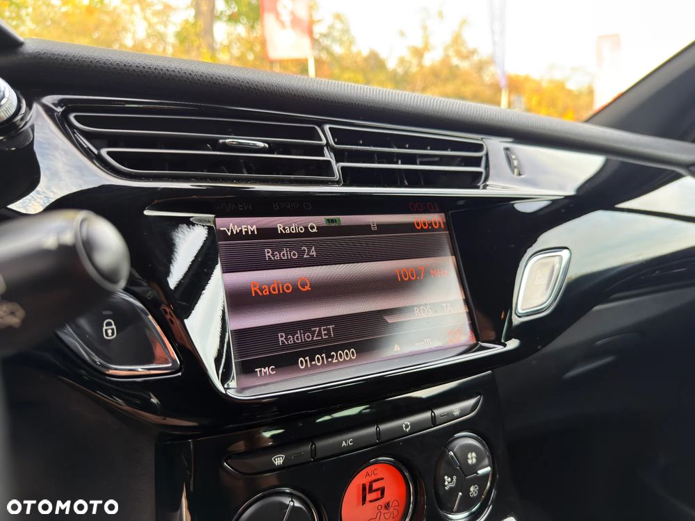 Citroën DS3 1.6 HDi SoChic - 20
