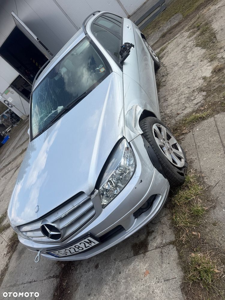 Mercedes-Benz Klasa C 200 CDI DPF Automatik - 2
