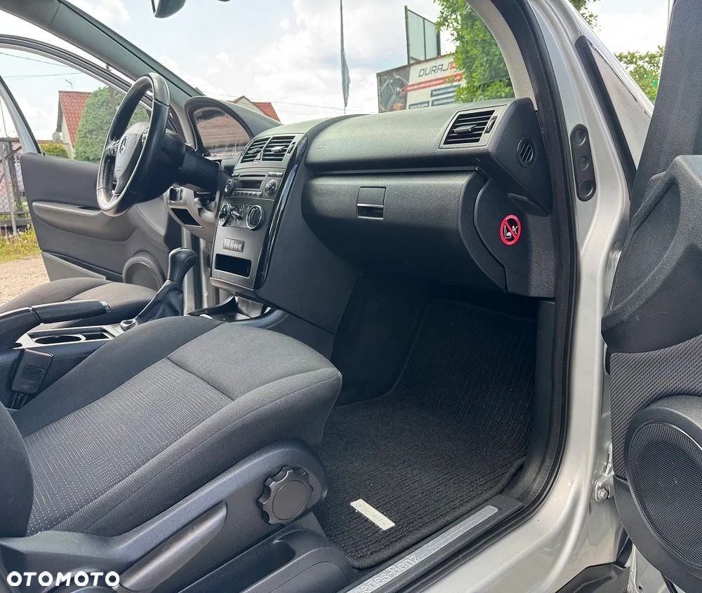 Mercedes-Benz Klasa A 160 BlueEFFICIENCY Elegance - 30