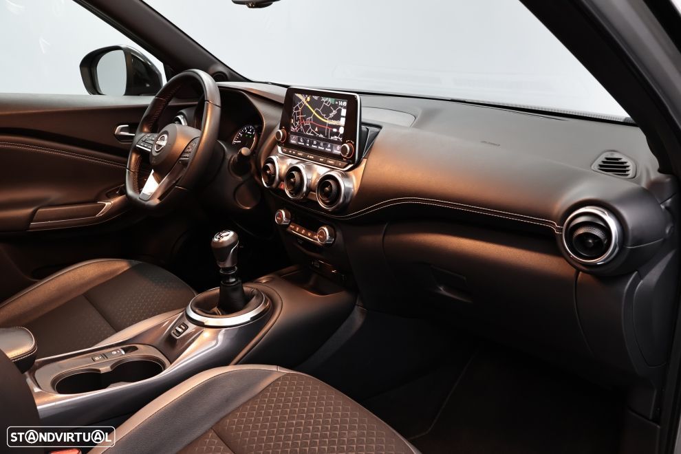 Nissan Juke 1.0 DIG-T N-Connecta - 21