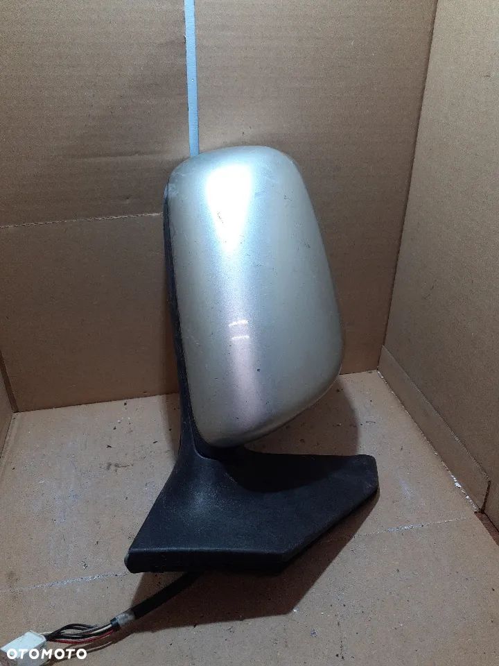 # LUSTERKO PRAWE 7 PIN TOYOTA AVENSIS T25 1E7 SREBRNY - 2