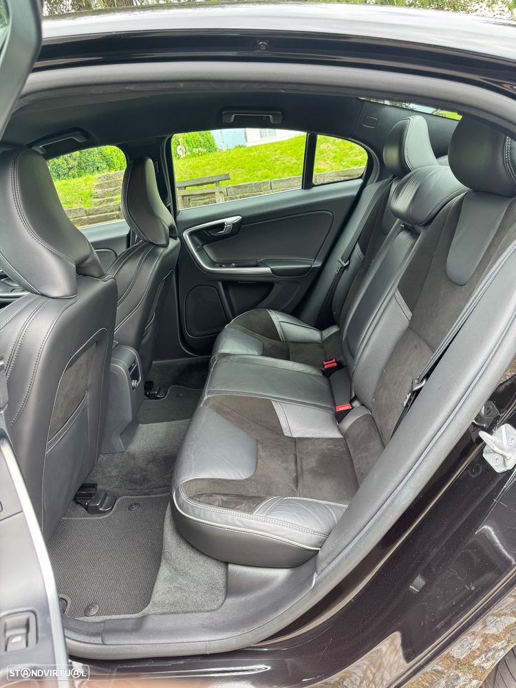 Volvo S60 2.0 D4 R-Design Geartronic - 19