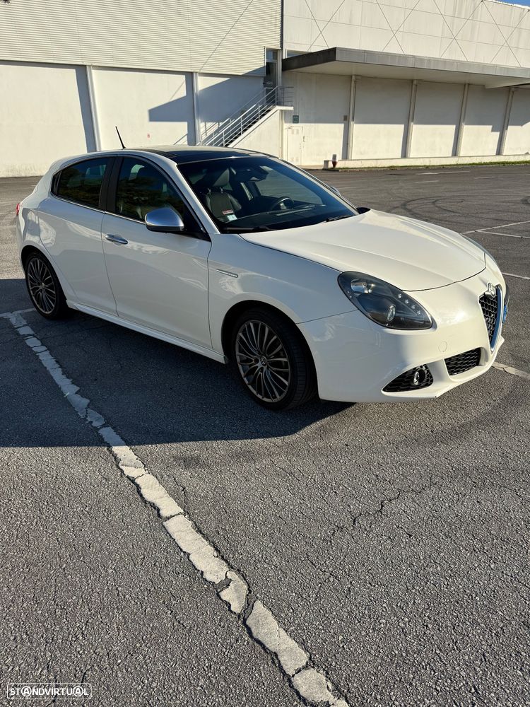 Alfa Romeo Giulietta 1.6 JTDm Distinctive - 4