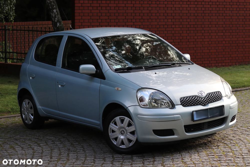 Toyota Yaris 1.0 Blue - 1