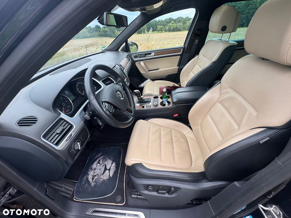 Volkswagen Touareg 3.0 V6 TDI BMT R-Style - 2