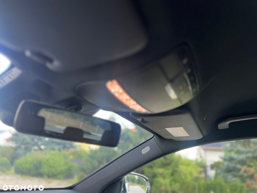 Mercedes-Benz Klasa E 220 d 4-Matic Avantgarde - 26