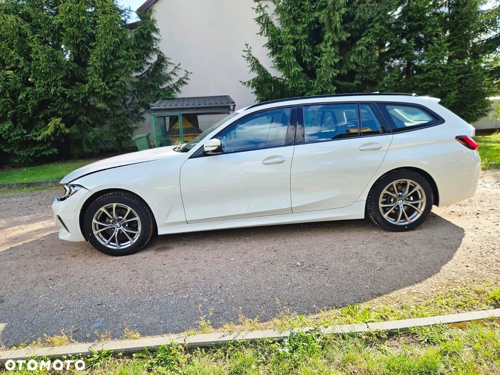 BMW Seria 3 318d mHEV M Sport - 9