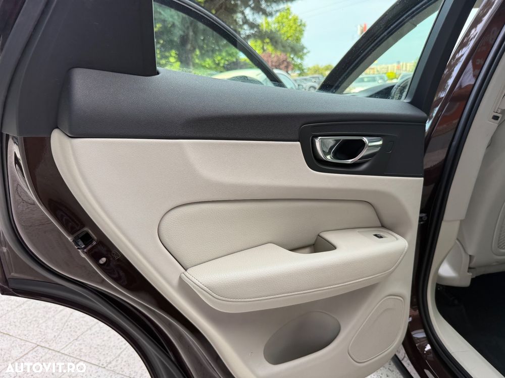Volvo XC 60 D4 Geartronic Inscription - 36