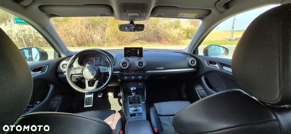 Audi A3 Sportback - 16