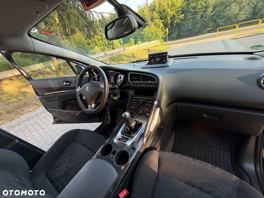 Peugeot 3008 HDi 150 Allure - 21