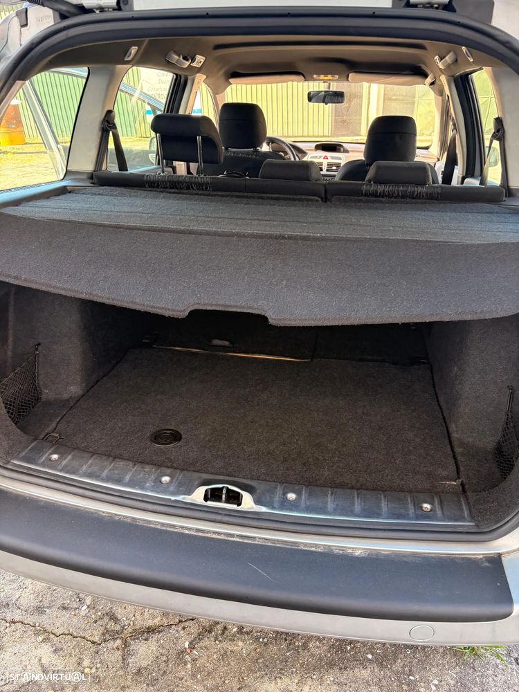 Peugeot 307 Break 1.6 HDi Navtech - 9