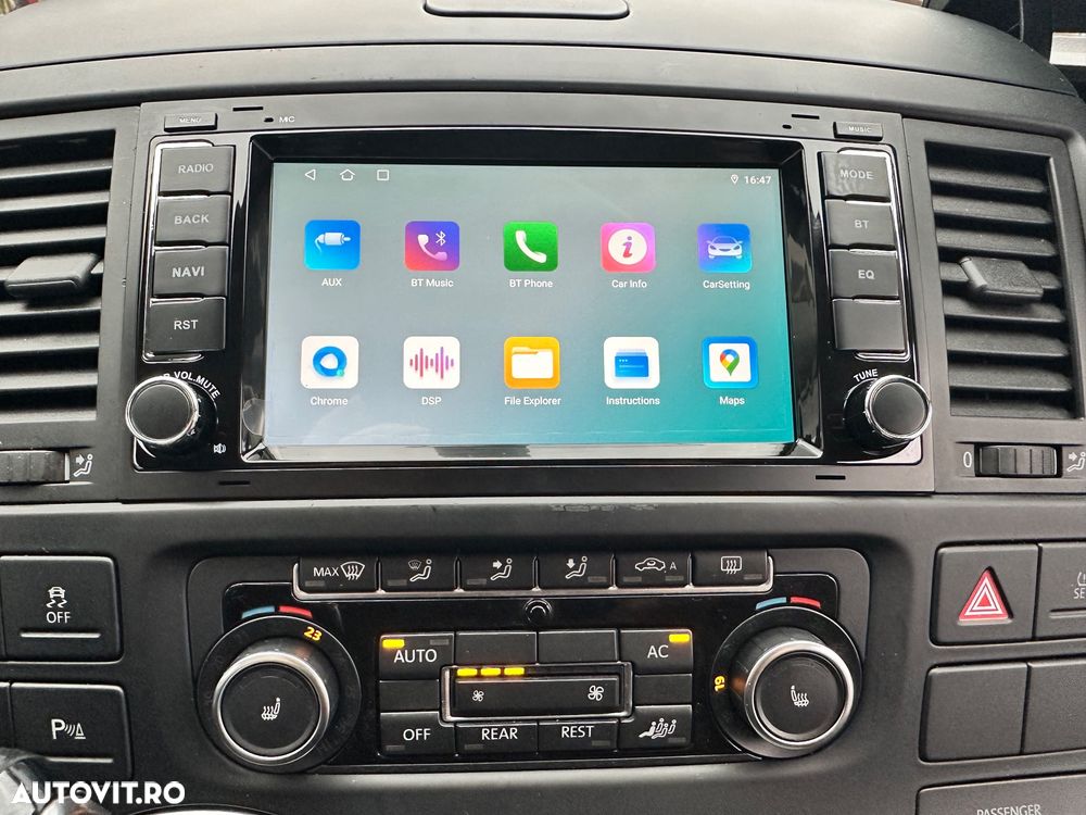 Volkswagen Multivan - 20