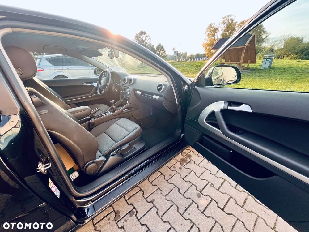 Audi A3 3-drzwiowe 1.4T FSI Ambiente - 7