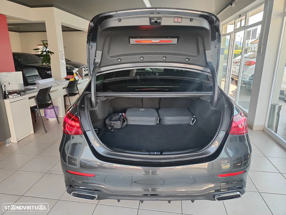 Mercedes-Benz C 300 e AMG Line - 16