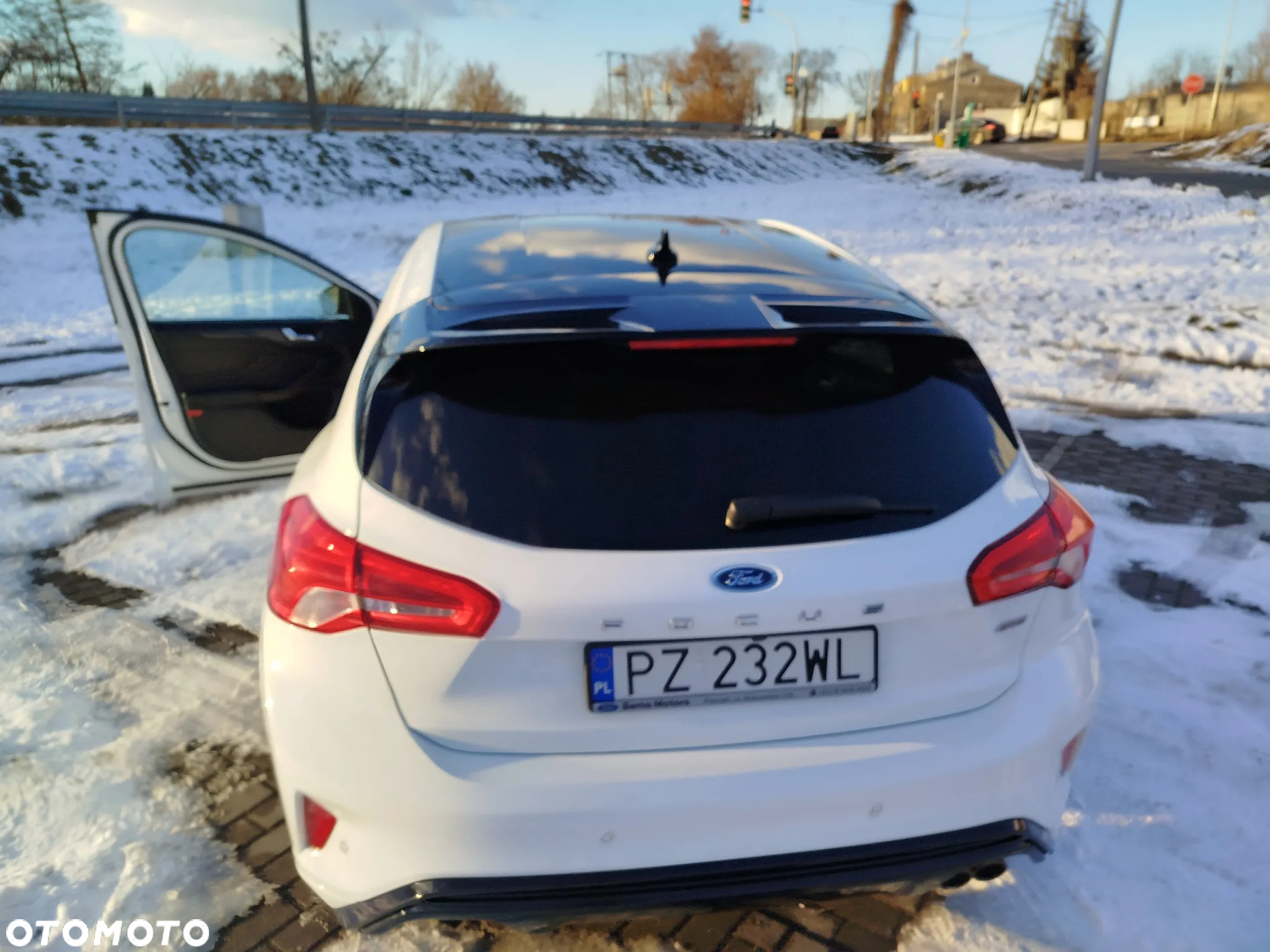 Ford Focus 1.0 EcoBoost ST-Line - 23
