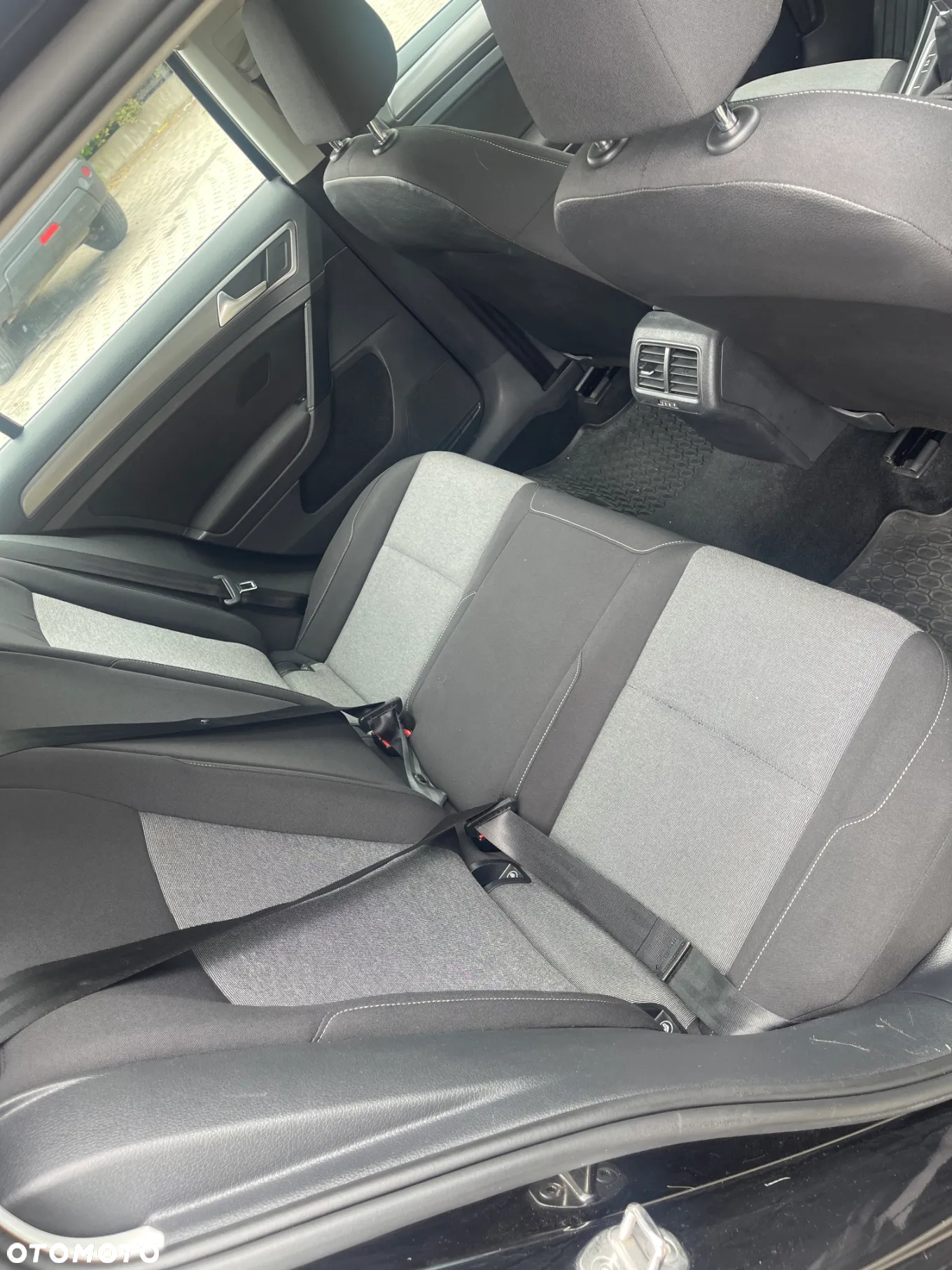 Volkswagen Golf VII 1.6 TDI BlueMotion Trendline - 8