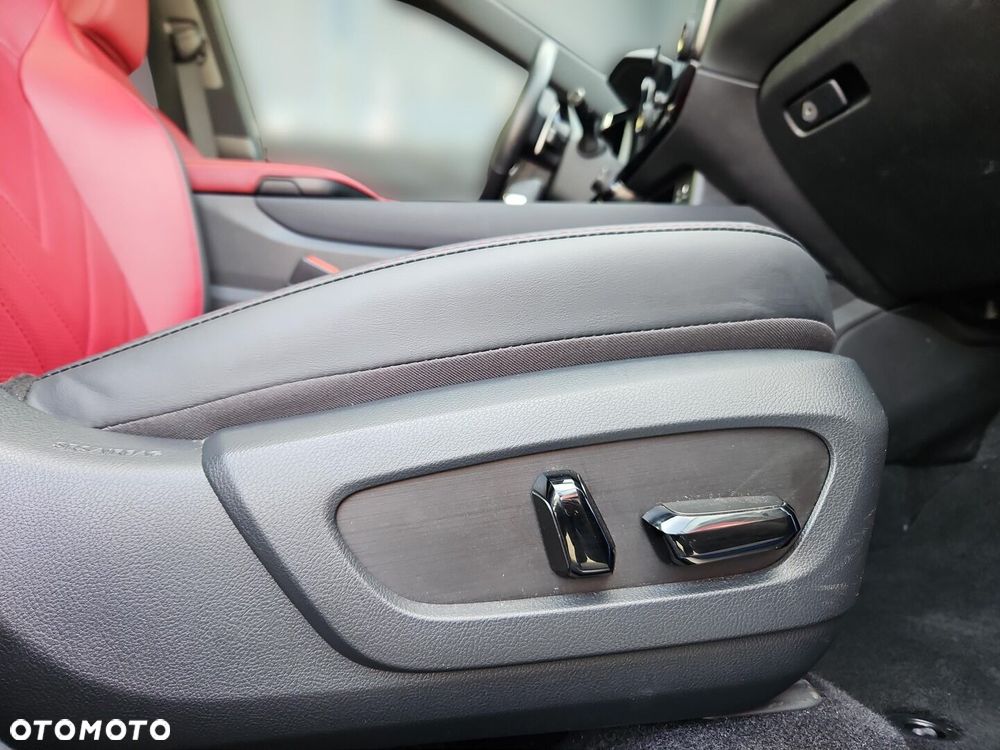 Lexus NX 350h Omotenashi AWD - 24