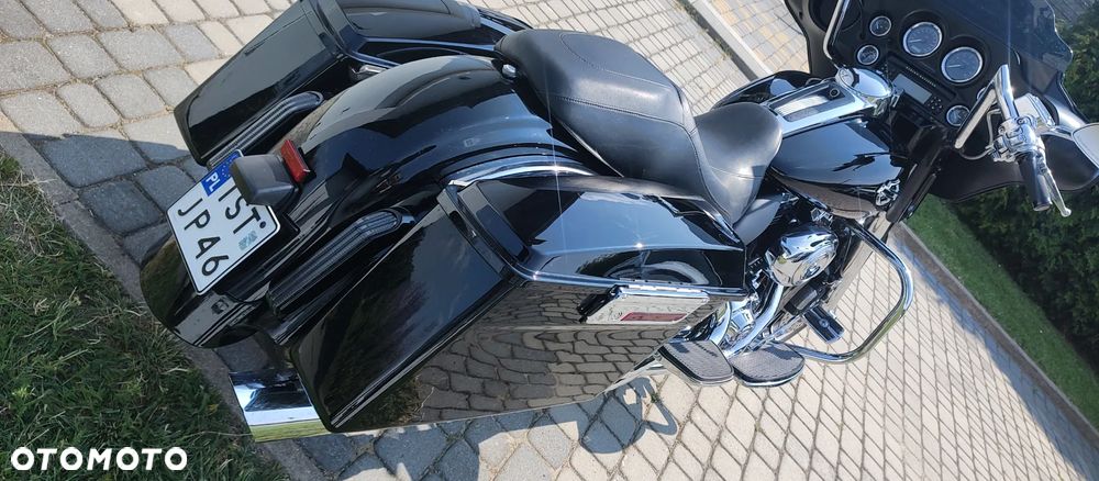 Harley-Davidson Touring Street Glide - 8