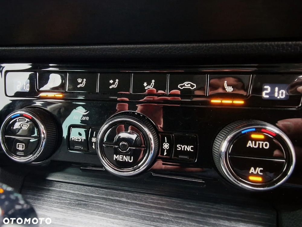 Skoda Superb 1.5 TSI DSG Style - 26