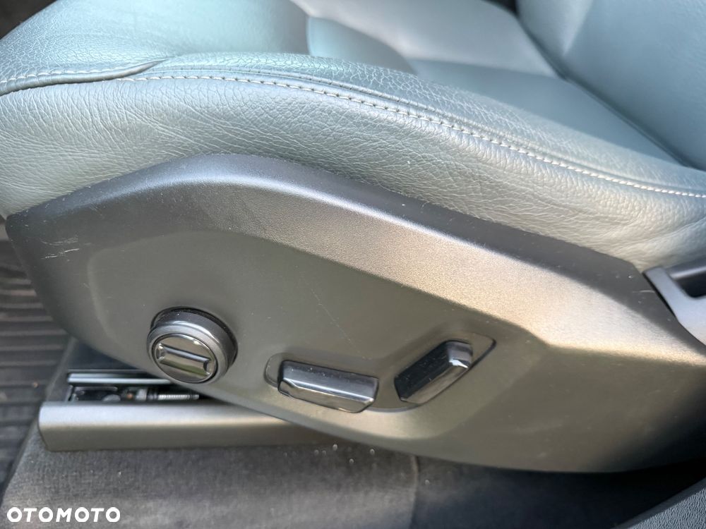 Volvo XC 90 T6 AWD Inscription 7os - 29