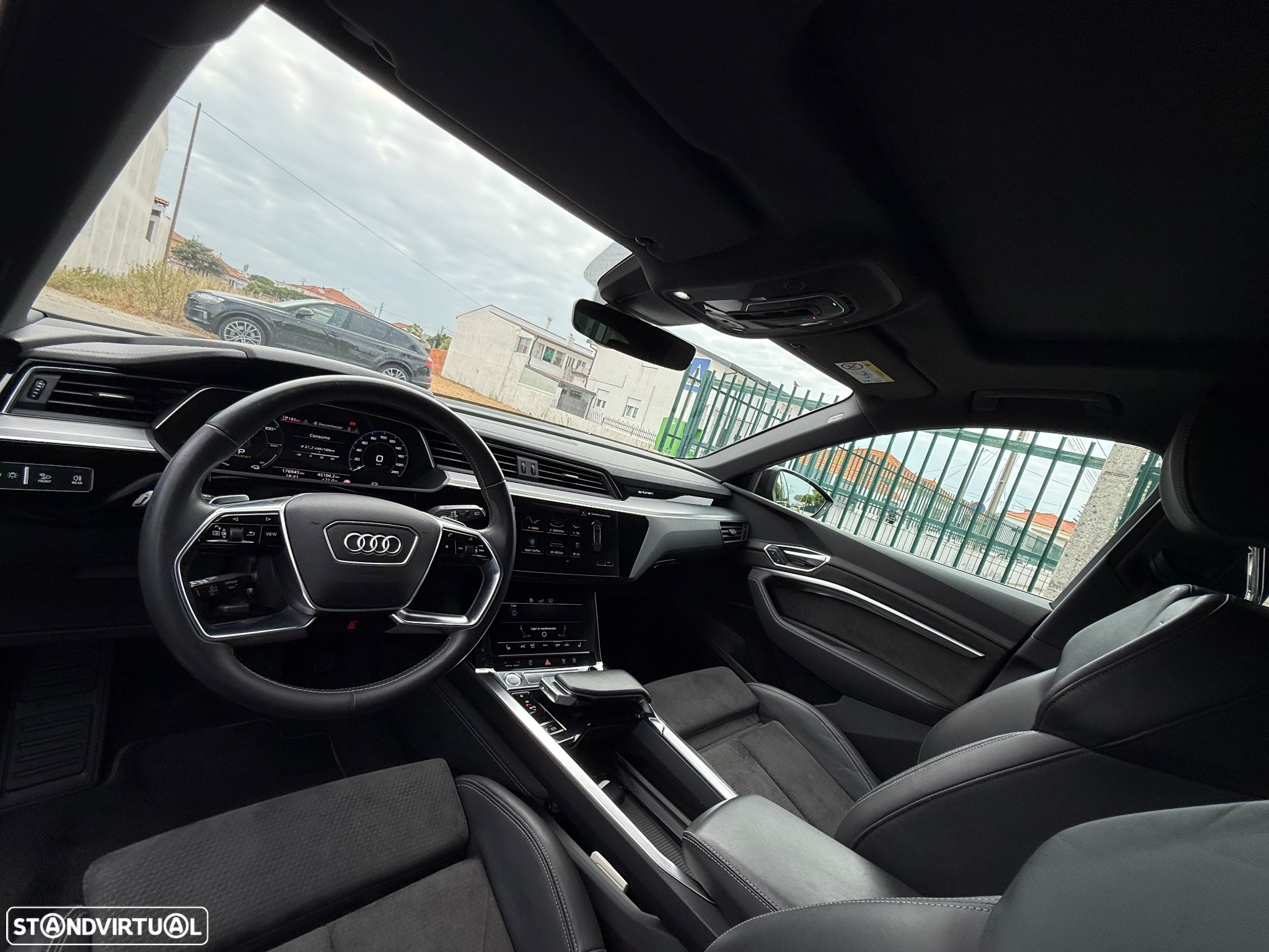 Audi e-tron 50 quattro S line - 13