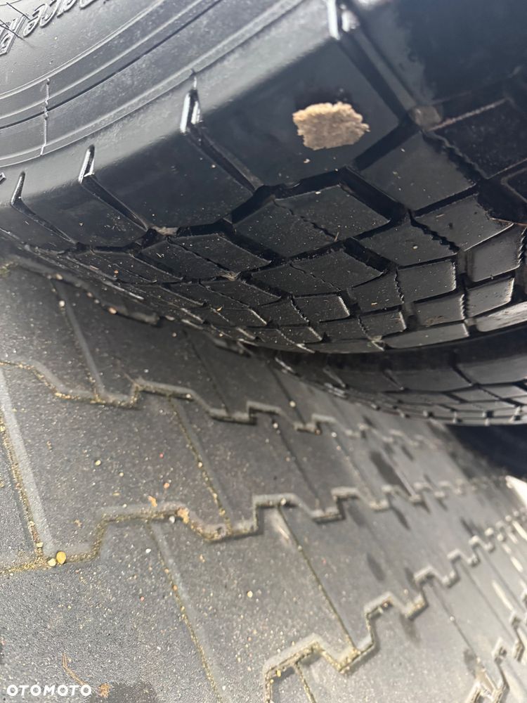 Mercedes-Benz 1845 opony 80% stan bardzo dobry - 13