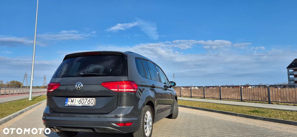 Volkswagen Touran 2.0 TDI BMT Highline - 8