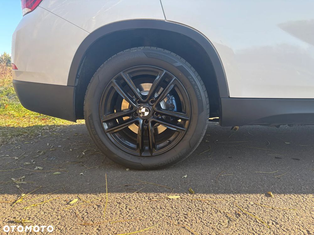 BMW X1 xDrive28i Sport Line - 12