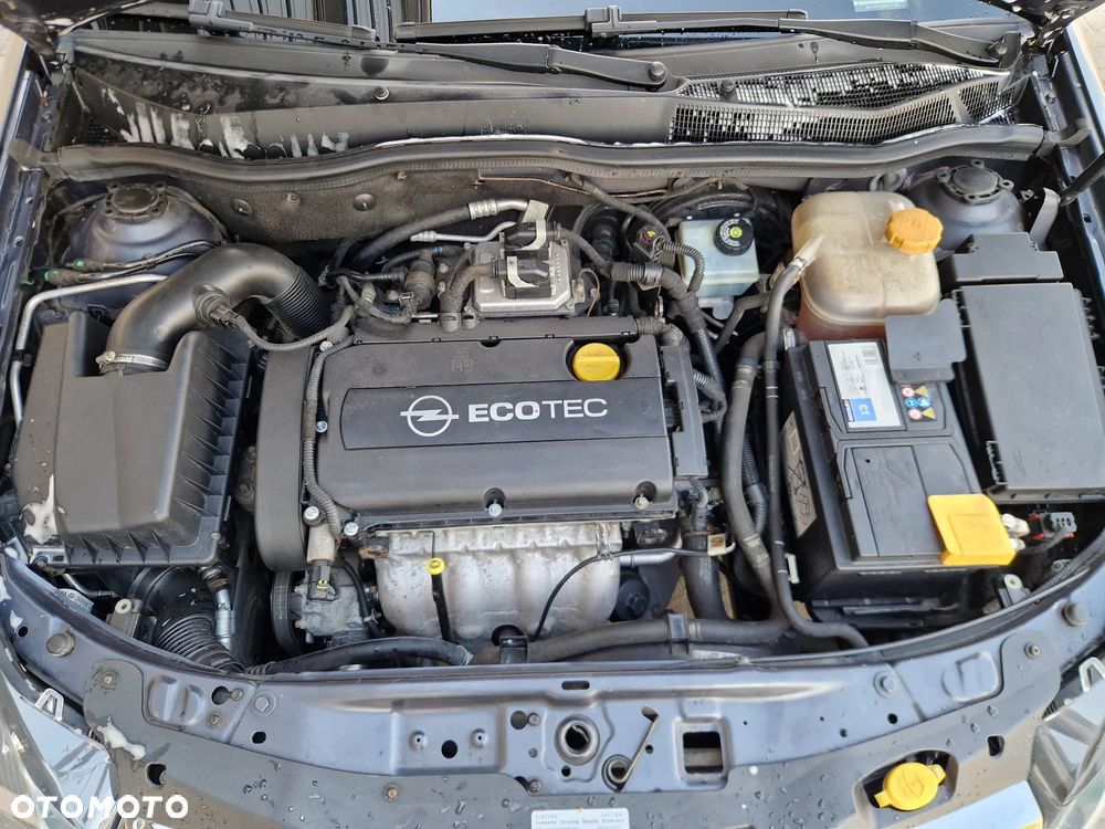 Opel Astra 1.6 Sport - 8