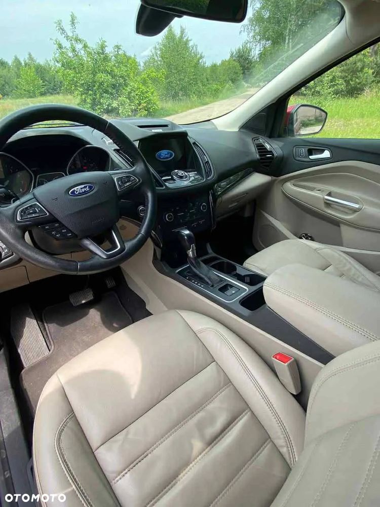 Ford Escape 2.0 EcoBoost AWD Titanium - 20