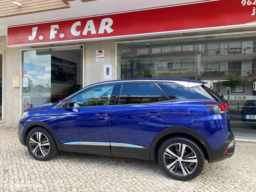 Peugeot 3008 PureTech 130 Stop & Start GPF EAT8 Allure - 4