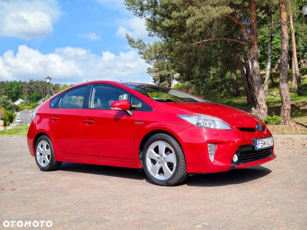 Toyota Prius 1.8 HSD Prestige - 1