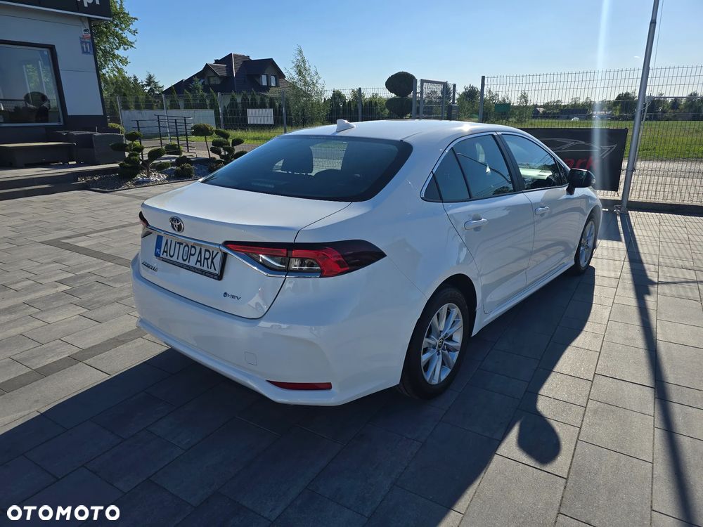 Toyota Corolla 1.8 Hybrid Comfort - 15