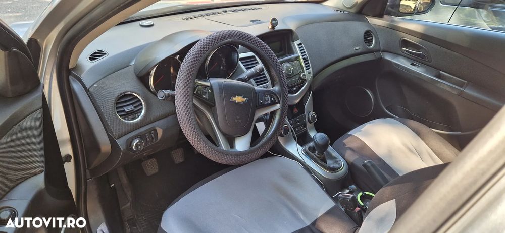 Chevrolet Cruze 2.0 SOHC LT - 5