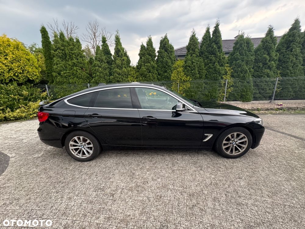 BMW Seria 3 318d Edition M Sport Shadow - 4