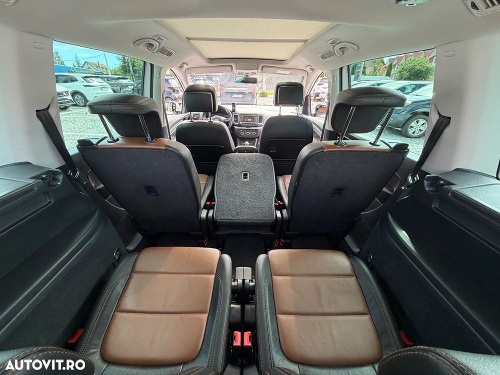 Volkswagen Sharan 2.0 TDI DPF Highline - 19