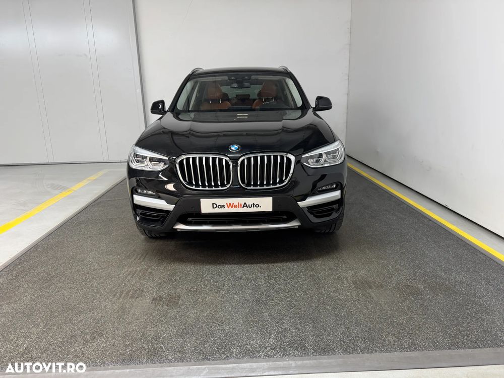 BMW X3 xDrive20d AT Luxury Line - 4