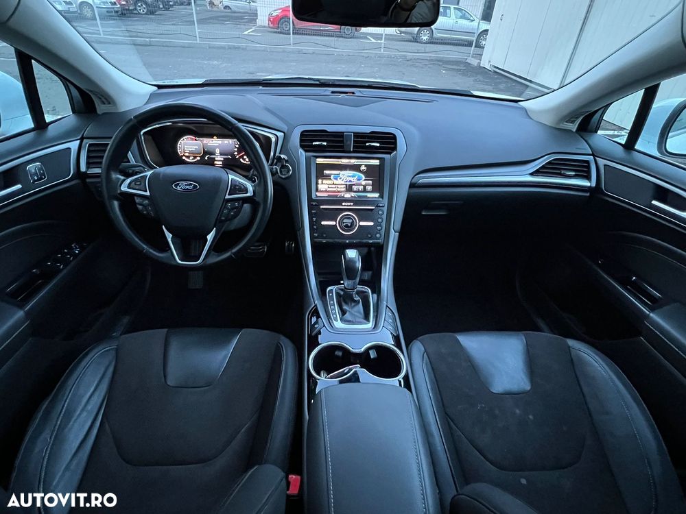 Ford Mondeo 2.0 TDCI PowerShift ST Line High - 11