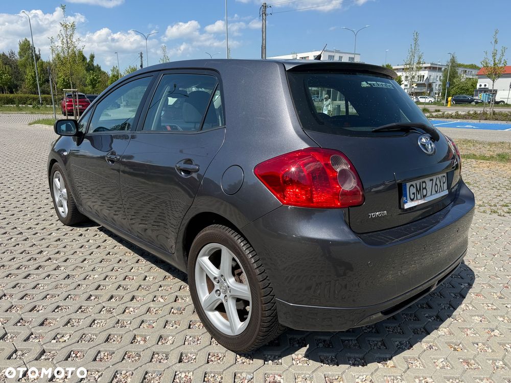 Toyota Auris 2.0 D-4D Edition - 8