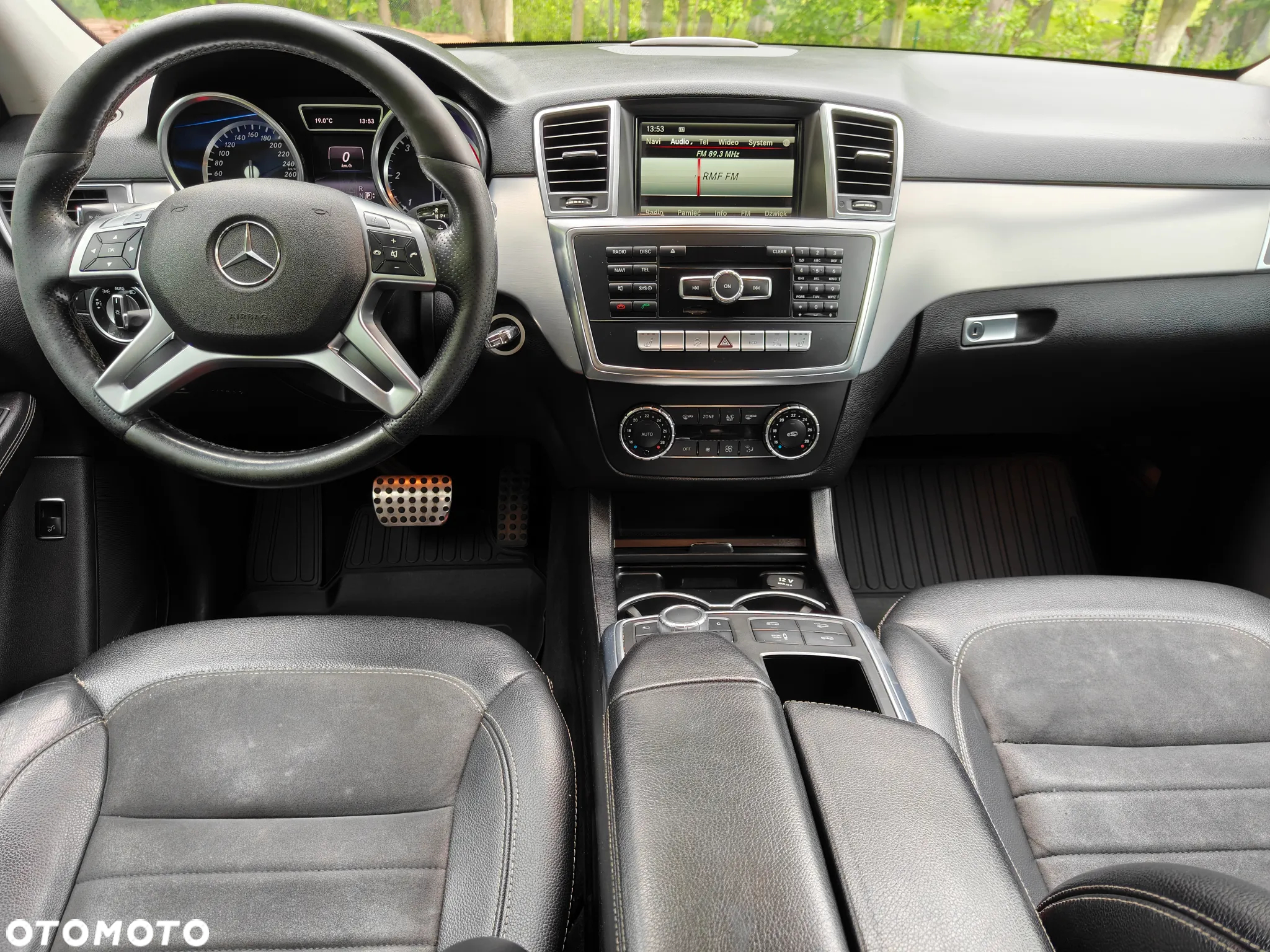 Mercedes-Benz ML 350 BlueTec 4-Matic - 16