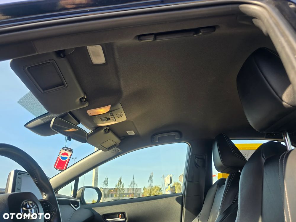 Toyota Corolla - 13