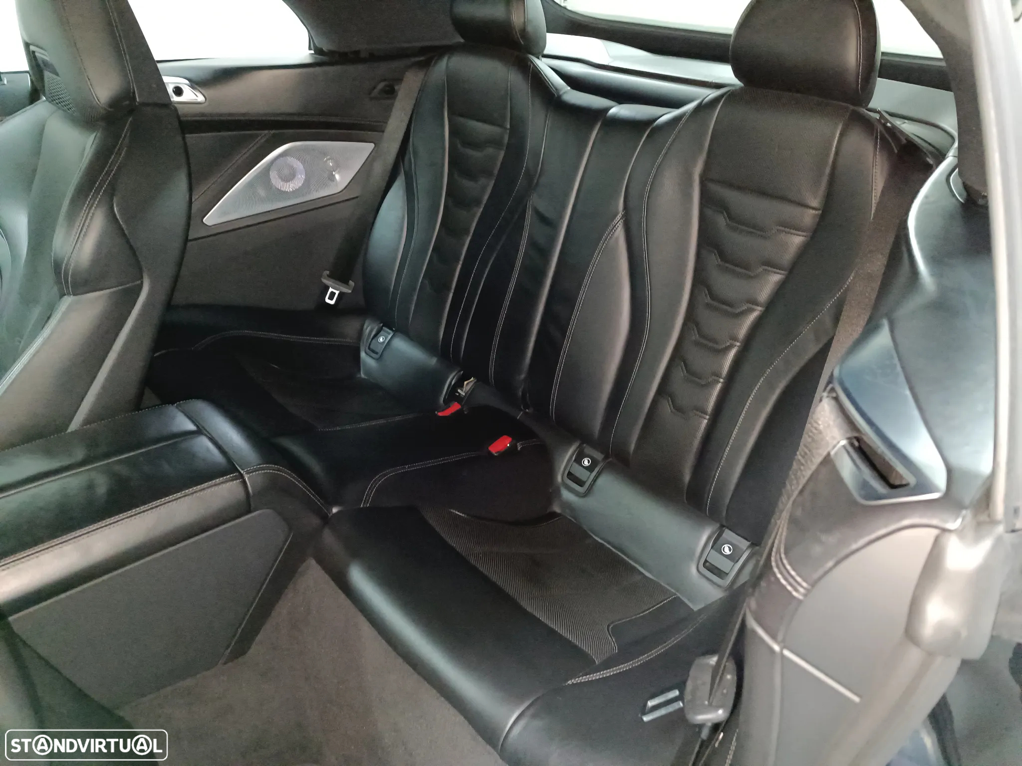BMW M850i xDrive - 15